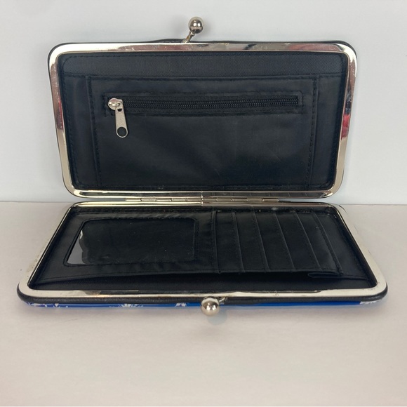 Disney Frozen Anna & Elsa Clutch Clasp Wallet Purse Bag 7” x 3.5” - Picture 6 of 9